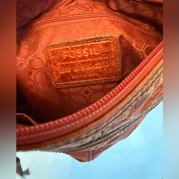 Fossil Red Leather Crossbody Bag - Picture 9 of 13